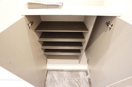 エミージュ千里