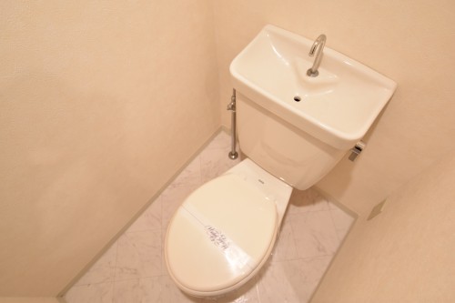 プチハイツ山手町