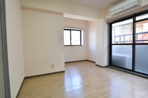 プチハイツ山手町