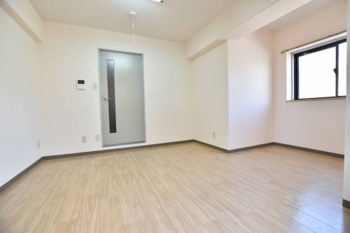 プチハイツ山手町