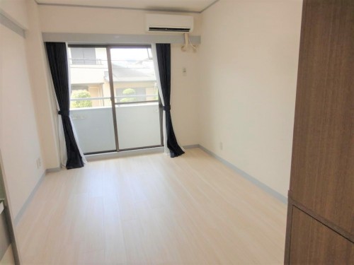 レーベン千里山