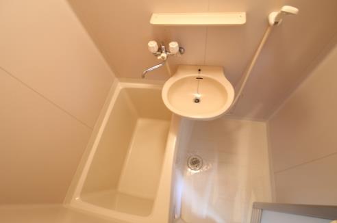 フレシャーチク関大前