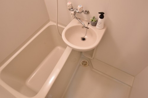 フローライト関大前