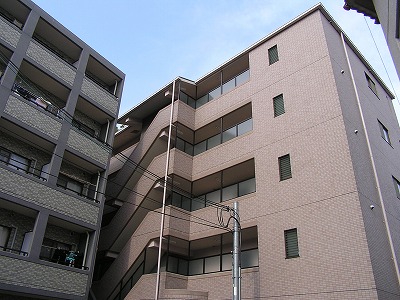 レインボーヴィラ