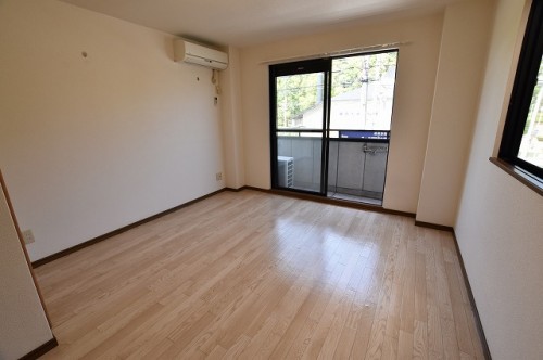 秋本マンション