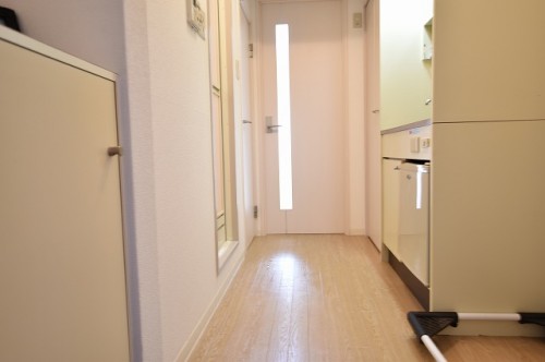 フローライト関大前